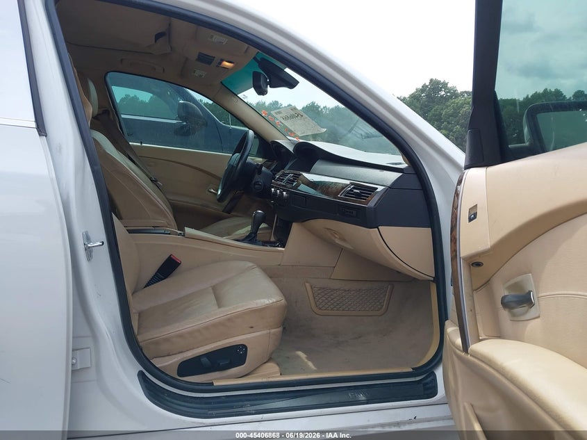 2007 BMW 5 series VIN WBANE53587CW61308 IAAI salvage auction — NORMAL WEAR, Clear (Alabama), sold $300 on 2026-07-15 (photo 5)