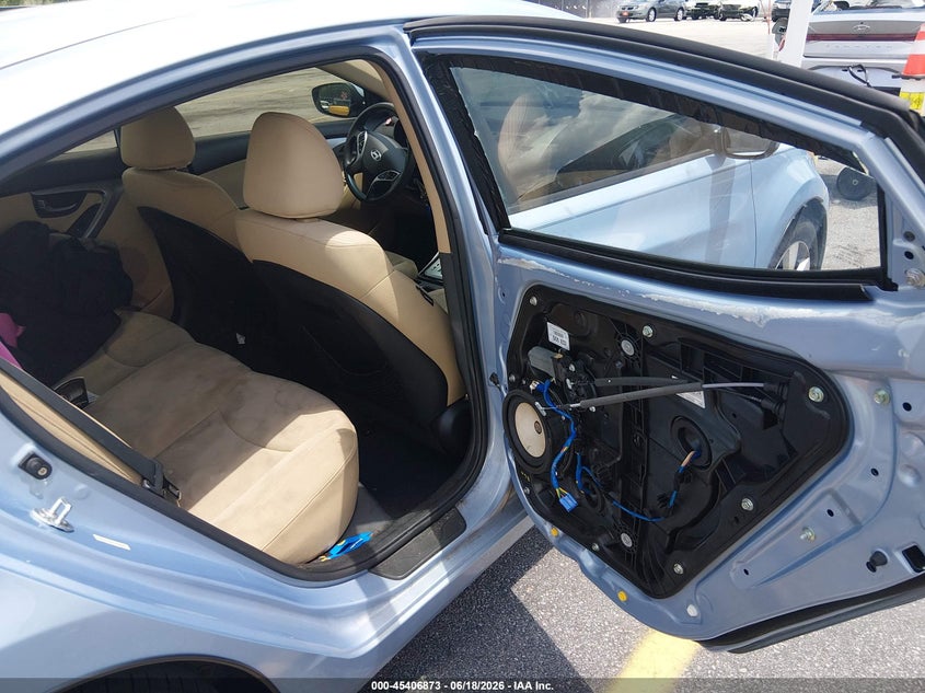 2012 Hyundai Elantra VIN KMHDH4AE4CU447693 IAAI salvage auction — THEFT, Salvage (South Carolina), sold $850 on 2026-07-29 (photo 8)