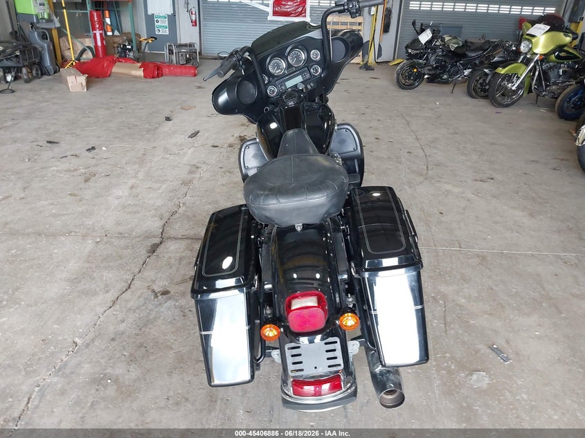 2013 Harley-davidson Electra glide VIN 1HD1FCM14DB688200 IAAI salvage auction — LEFT SIDE, Clear (Indiana), sold $1,550 on 2026-07-31 (photo 6)