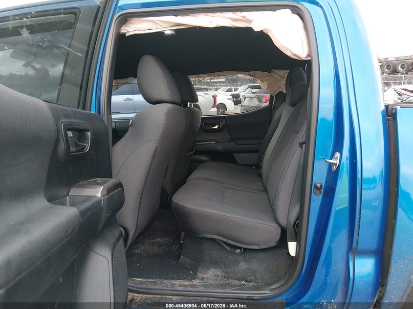 2017 Toyota Tacoma VIN 5TFAZ5CN7HX042988 IAAI salvage auction — FRONT END, Salvage Title, sold $6,000 on 2026-07-29 (photo 8)