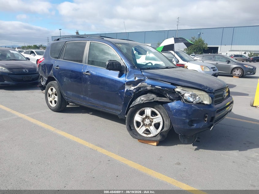 2007 Toyota Rav4 VIN JTMZD33V975055841 IAAI salvage auction — SIDE, Salvage (California), sold $1,325 on 2026-07-13 (photo 1)