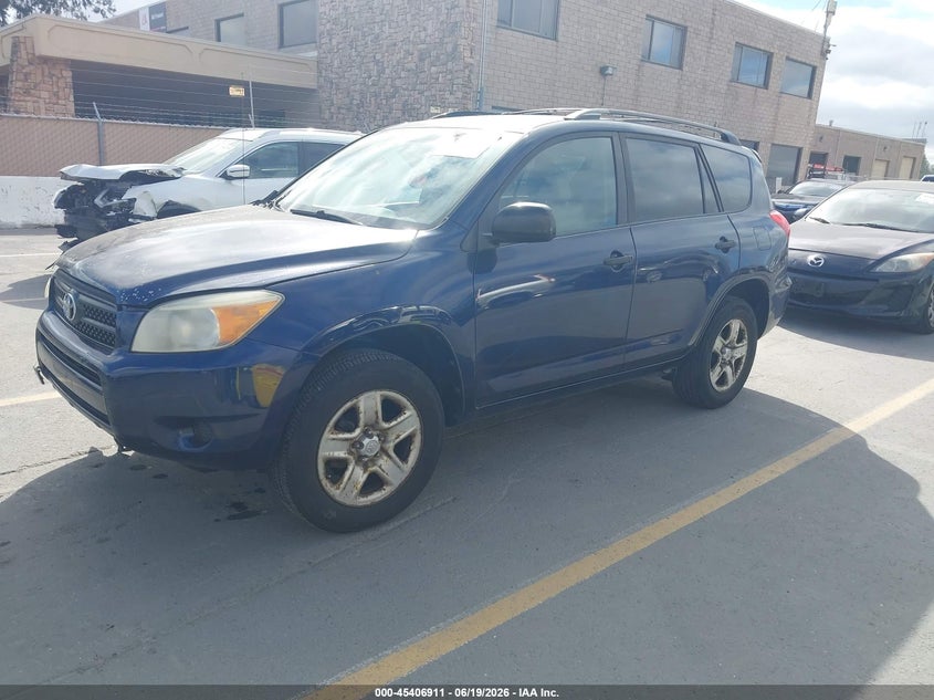 2007 Toyota Rav4 VIN JTMZD33V975055841 IAAI salvage auction — SIDE, Salvage (California), sold $1,325 on 2026-07-13 (photo 2)