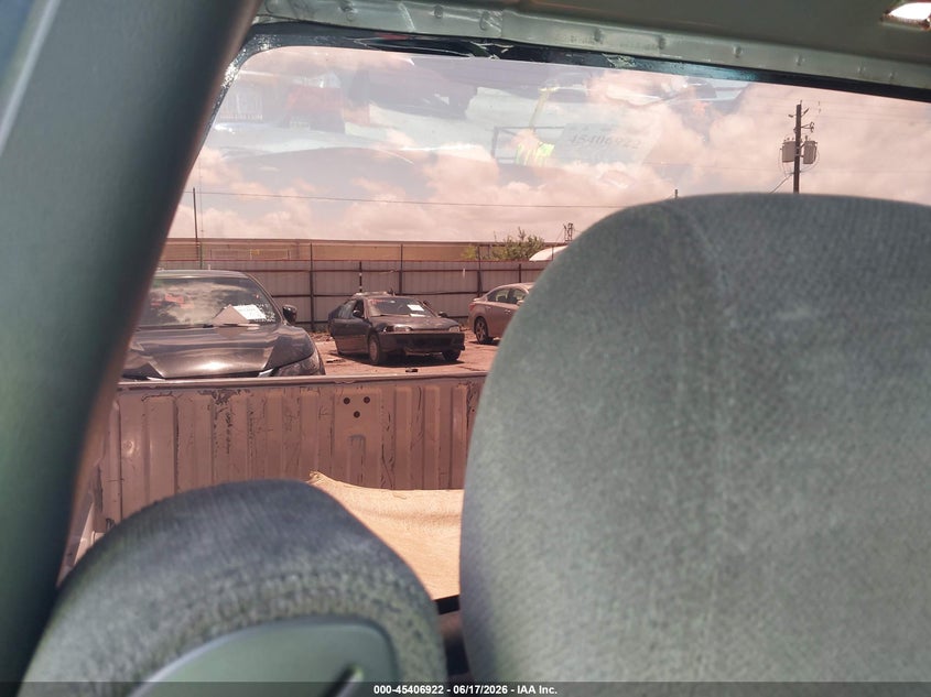 2006 Gmc Sierra 1500 VIN 3GTEC14V26G190039 IAAI salvage auction — REAR END, Salvage (Texas), sold $1,500 on 2026-07-11 (photo 8)