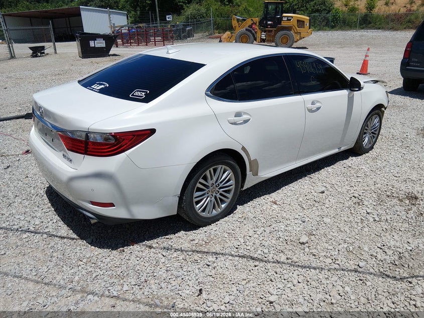 2013 Lexus ES VIN JTHBK1GG4D2004847 IAAI salvage auction — FRONT & REAR, Salvage (Kentucky), sold $2,900 on 2026-07-31 (photo 4)