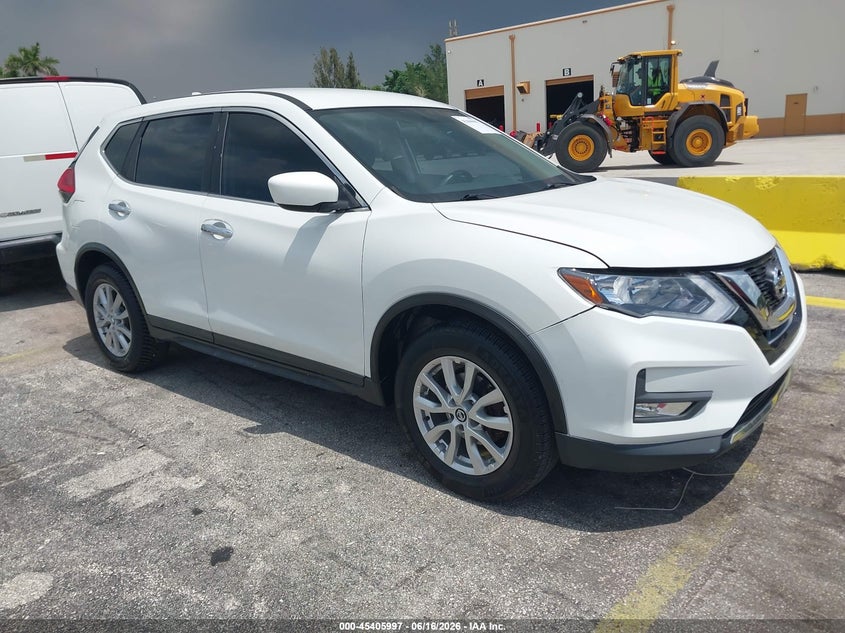 2017 Nissan Rogue VIN KNMAT2MT1HP518844 IAAI salvage auction — NORMAL WEAR, Salvage (Florida), sold $2,225 on 2026-07-09 (photo 1)