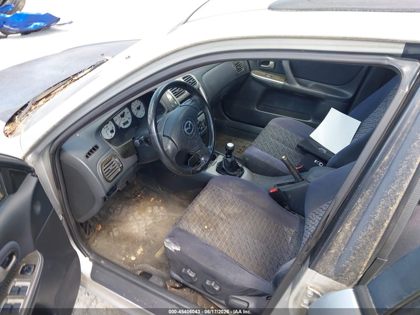 2002 Mazda Protege VIN JM1BJ245621550615 IAAI salvage auction — NORMAL WEAR, Clear (Virginia), sold $350 on 2026-07-07 (photo 5)