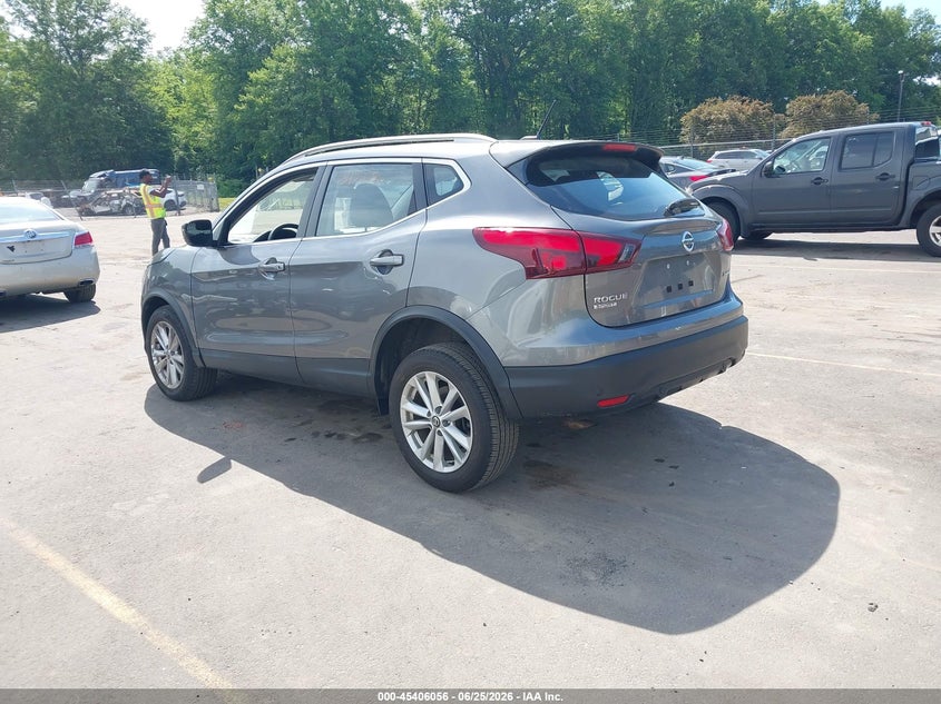 2019 Nissan Rogue VIN JN1BJ1CRXKW624235 IAAI salvage auction — RIGHT FRONT, Salvage (Connecticut), sold $2,700 on 2026-07-23 (photo 3)
