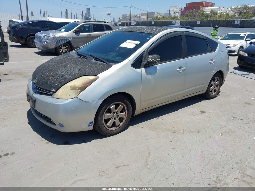 2005 Toyota Prius VIN JTDKB20U850132304 IAAI salvage auction — FRONT & REAR, Salvage (California), sold $300 on 2026-07-14 (photo 2)