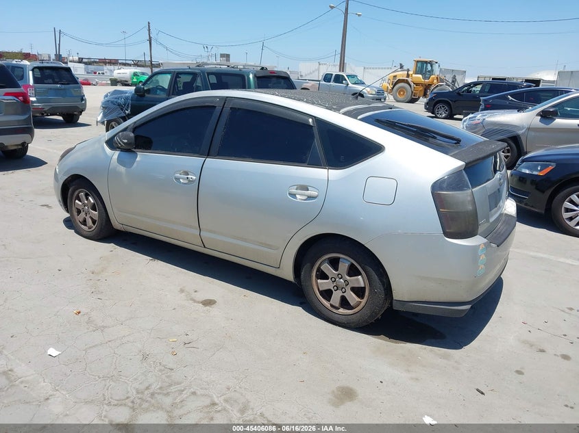 2005 Toyota Prius VIN JTDKB20U850132304 IAAI salvage auction — FRONT & REAR, Salvage (California), sold $300 on 2026-07-14 (photo 3)