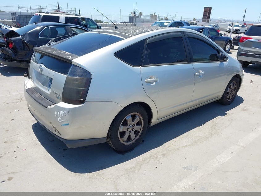 2005 Toyota Prius VIN JTDKB20U850132304 IAAI salvage auction — FRONT & REAR, Salvage (California), sold $300 on 2026-07-14 (photo 4)