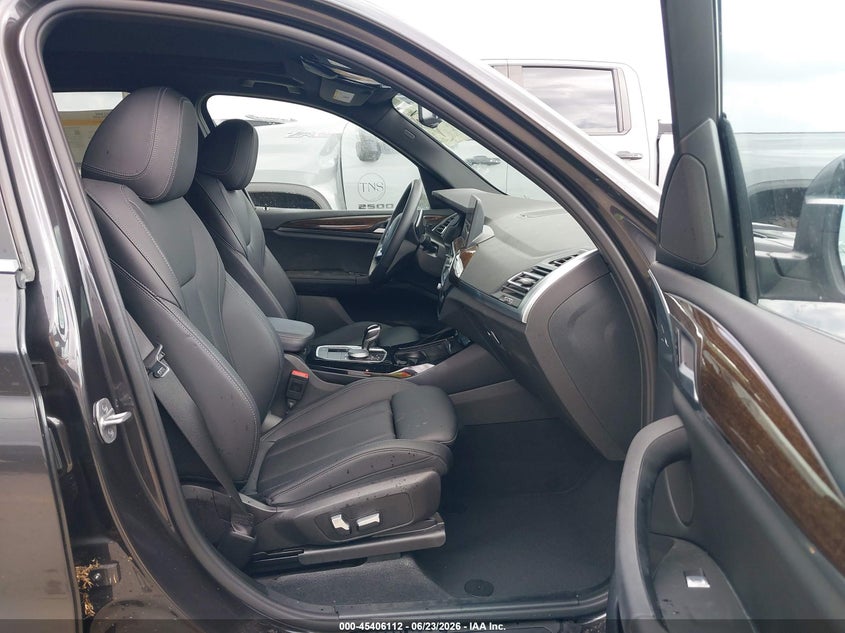 2023 BMW X3 VIN 5UX43DP03P9R74064 IAAI salvage auction — WATER/FLOOD, Salvage (Texas), sold $20,050 on 2026-07-30 (photo 5)