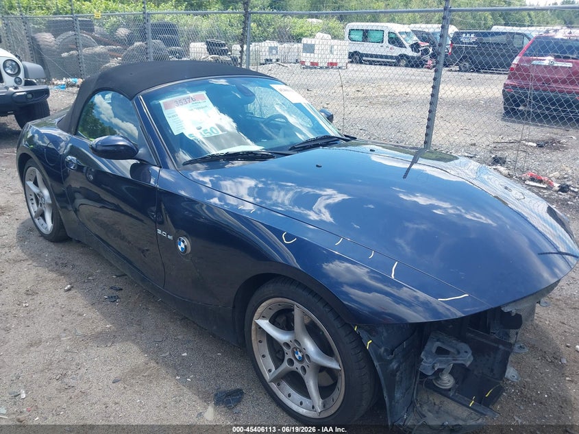 2007 BMW Z4 VIN 4USBU53577LW92469 IAAI salvage auction — FRONT END, Mv-907A (New York), sold $1,350 on 2026-07-24 (photo 1)