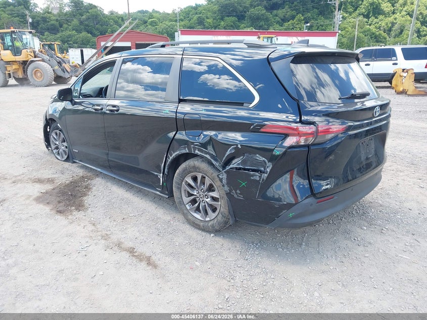 2021 Toyota Sienna VIN 5TDJSKFC0MS024197 IAAI salvage auction — LEFT FRONT, Salvage (Pennsylvania), sold $7,900 on 2026-07-09 (photo 3)