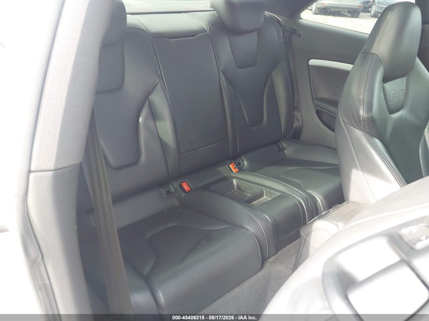 2011 Audi S5 VIN WAUVVAFR0BA028622 IAAI salvage auction — FRONT END, Rebuildable (Florida), sold $825 on 2026-07-28 (photo 8)