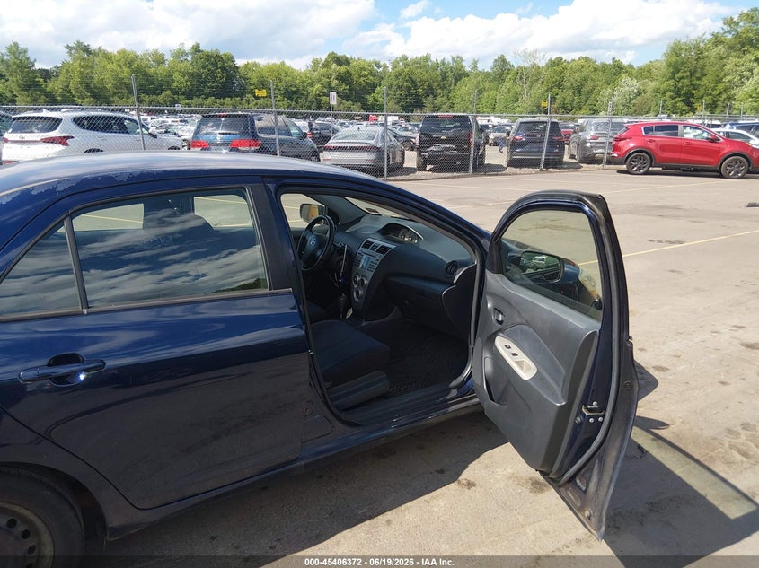 2007 Toyota Yaris VIN JTDBT923571021734 IAAI salvage auction — NORMAL WEAR, Clear (Connecticut), sold $1,450 on 2026-07-16 (photo 5)