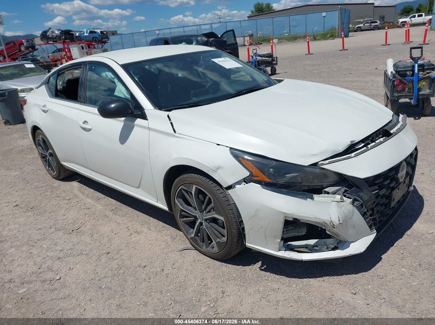 2025 Nissan Altima VIN 1N4BL4CV3SN362740 IAAI salvage auction — FRONT END, Rebuildable (Florida), sold $7,200 on 2026-07-09 (photo 1)