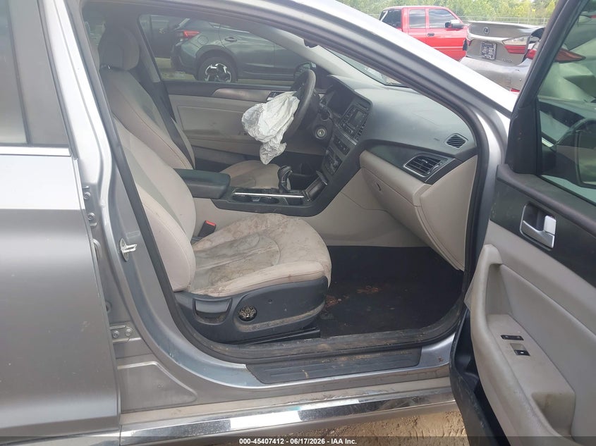 2015 Hyundai Sonata VIN 5NPE34AF7FH246238 IAAI salvage auction — FRONT END, Clear (Tennessee), sold $650 on 2026-07-26 (photo 5)