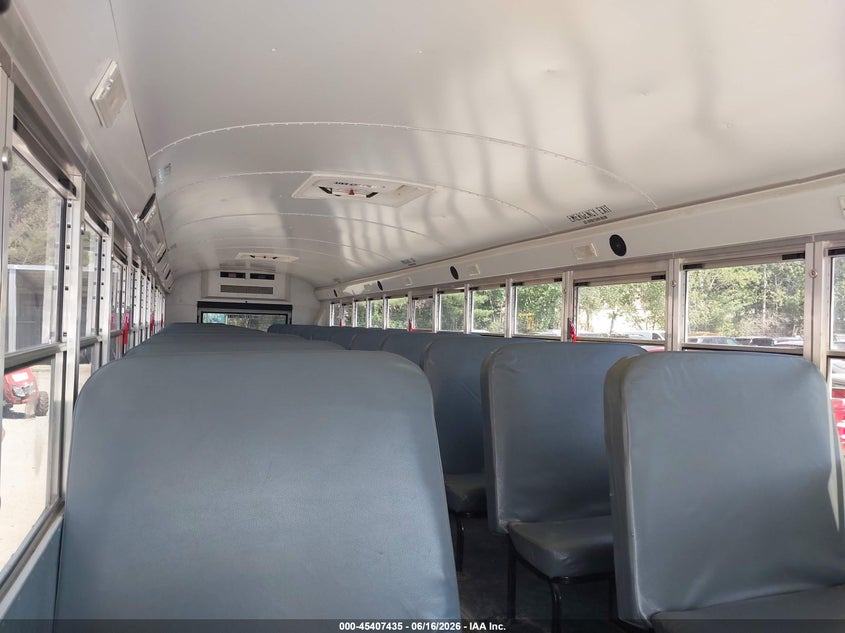 2015 Blue bird School bus / transit bus VIN 1BABNBPAXFF311018 IAAI salvage auction — ALL OVER, SF97 (New Hampshire), sold $14,400 on 2026-07-23 (photo 5)
