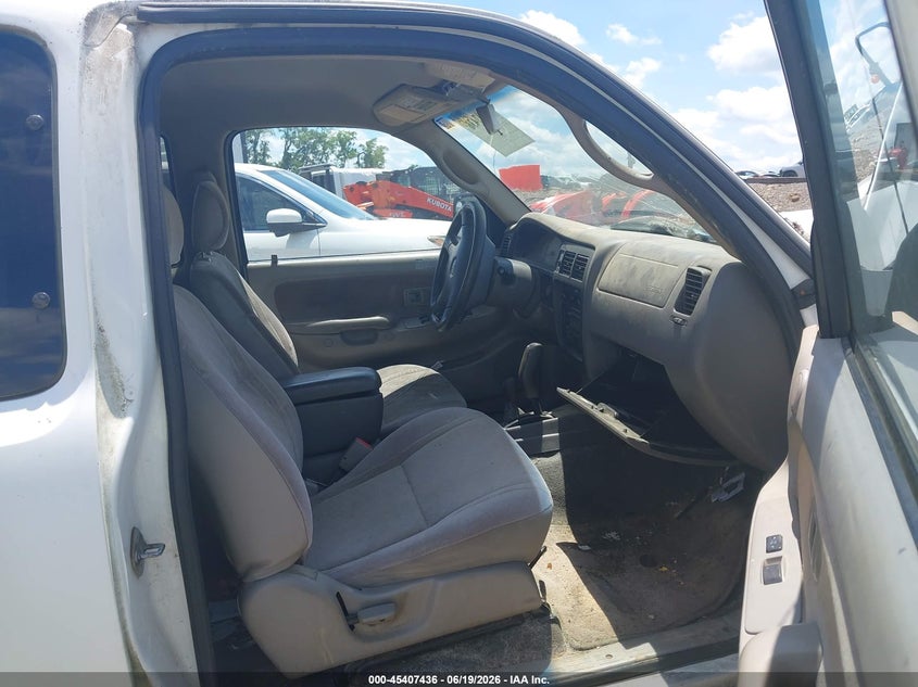 2003 Toyota Tacoma VIN 5TEWN72N13Z227196 IAAI salvage auction — FRONT END, Salvage (Tennessee), sold $775 on 2026-07-16 (photo 5)