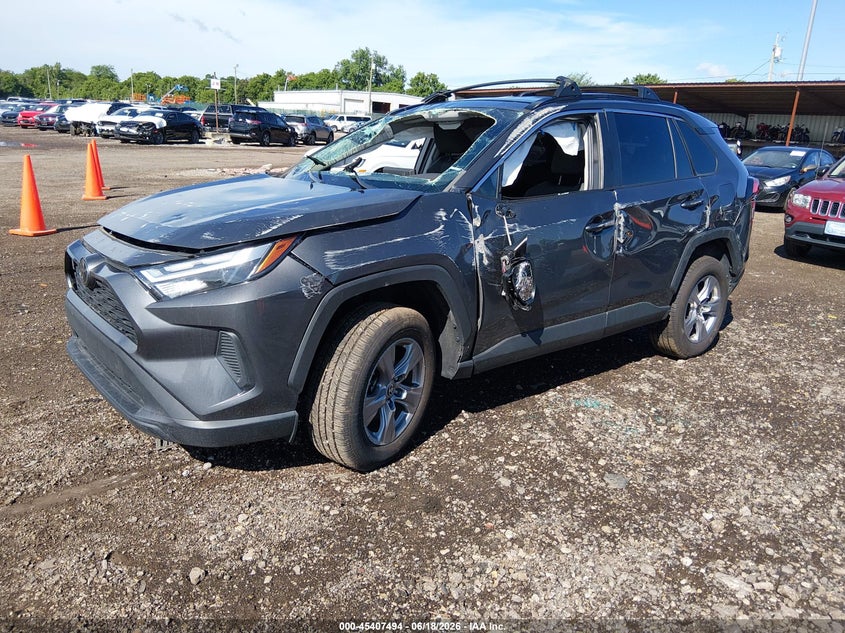 2022 Toyota Rav 4 VIN 2T3P1RFV6NW320767 IAAI salvage auction — ROLLOVER, Salvage (Ohio), sold $3,800 on 2026-07-26 (photo 2)