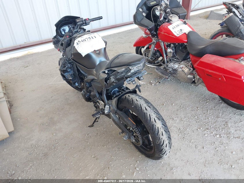 2022 Kawasaki Ninja VIN ML5EXEM12NDA59937 IAAI salvage auction — SIDE, Salvage (California), sold $1,700 on 2026-07-15 (photo 3)