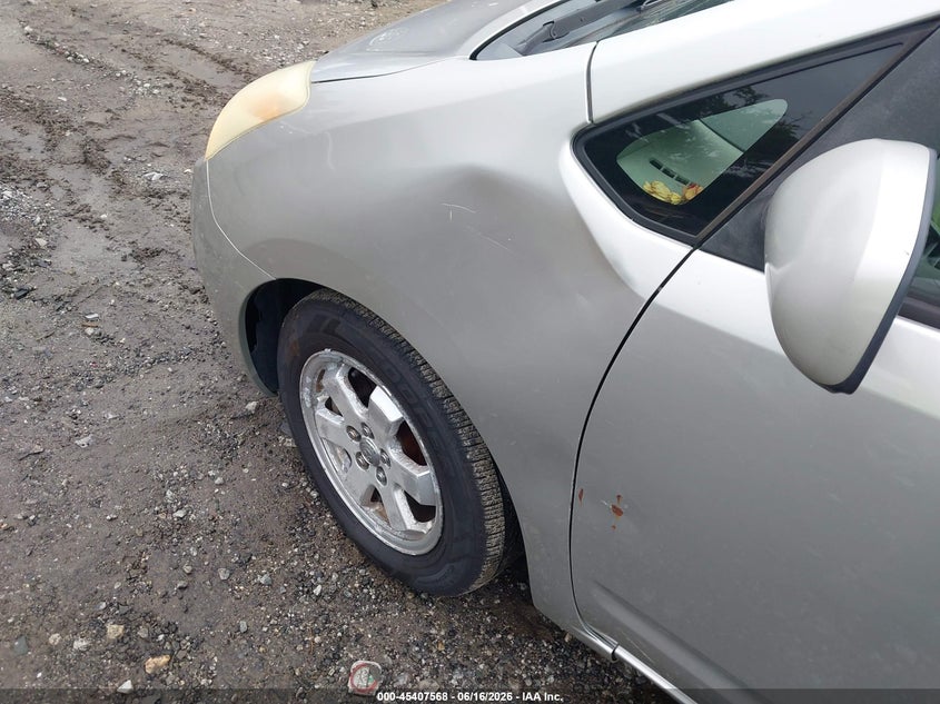 2004 Toyota Prius VIN JTDKB20U740009351 IAAI salvage auction — NORMAL WEAR, Clear (Georgia), sold $350 on 2026-07-17 (photo 6)