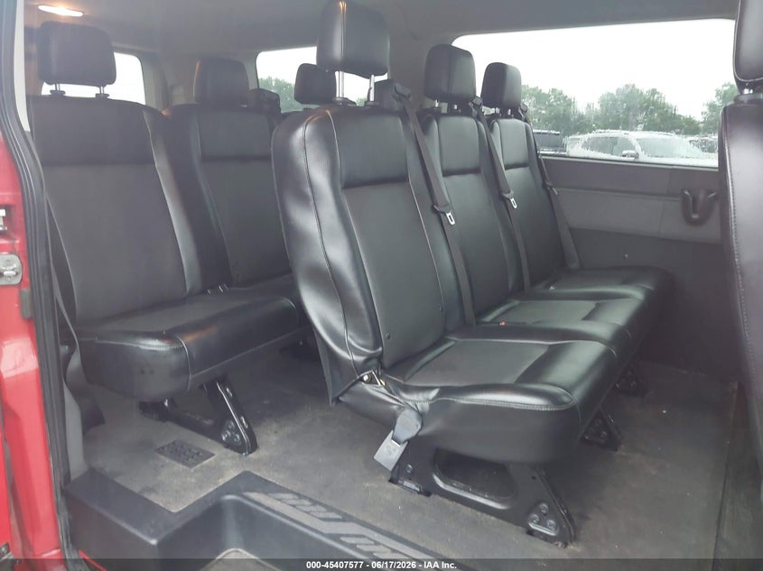 2020 Ford Transit 150 VIN 1FMZK1Y85LKB22990 IAAI salvage auction — NORMAL WEAR, Sf97 (Indiana), sold $18,300 on 2026-08-12 (photo 8)