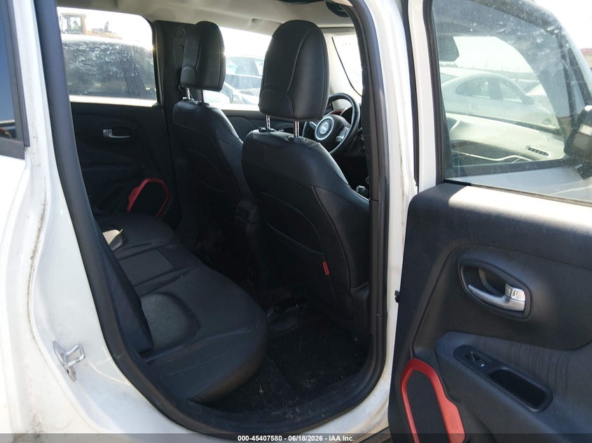 2015 Jeep Renegade VIN ZACCJBCT8FPC35728 IAAI salvage auction — NORMAL WEAR, Original (Texas), sold $1,900 on 2026-07-06 (photo 8)