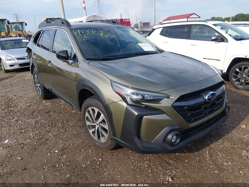 2025 Subaru Outback VIN 4S4BTACC1S3121077 IAAI salvage auction — REAR END, Salvage (Indiana), sold $8,350 on 2026-09-02 (photo 1)