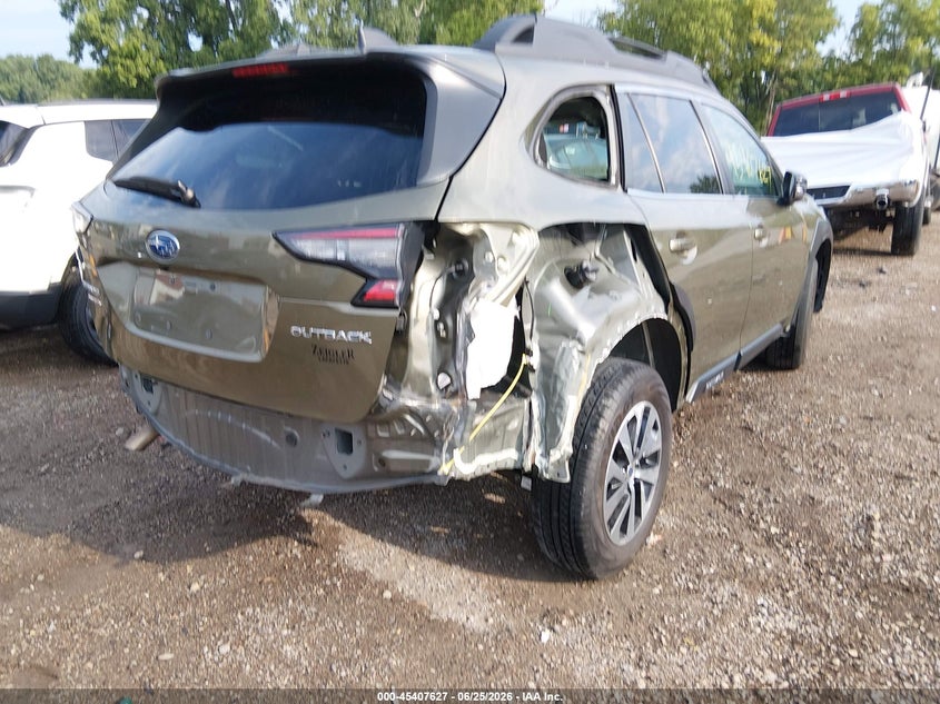 2025 Subaru Outback VIN 4S4BTACC1S3121077 IAAI salvage auction — REAR END, Salvage (Indiana), sold $8,350 on 2026-09-02 (photo 4)