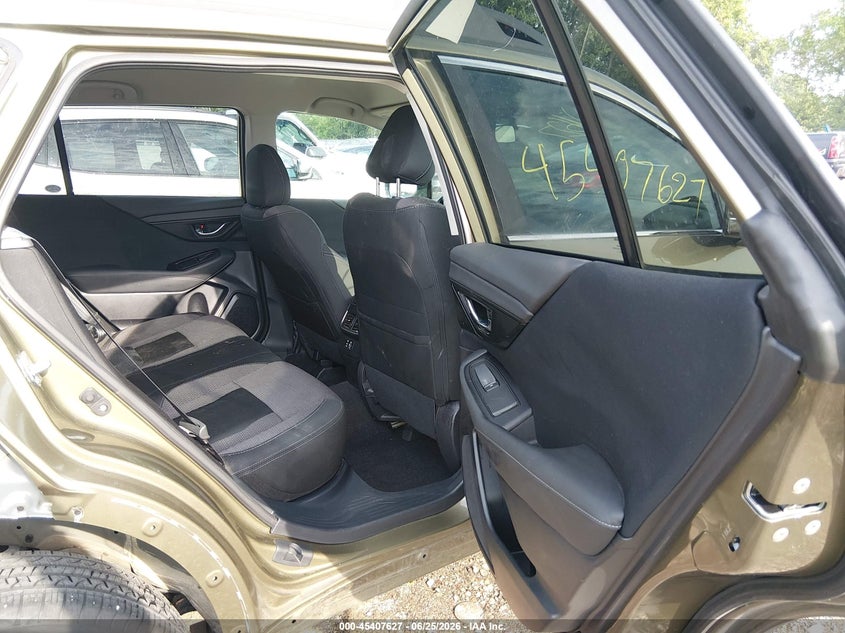 2025 Subaru Outback VIN 4S4BTACC1S3121077 IAAI salvage auction — REAR END, Salvage (Indiana), sold $8,350 on 2026-09-02 (photo 8)