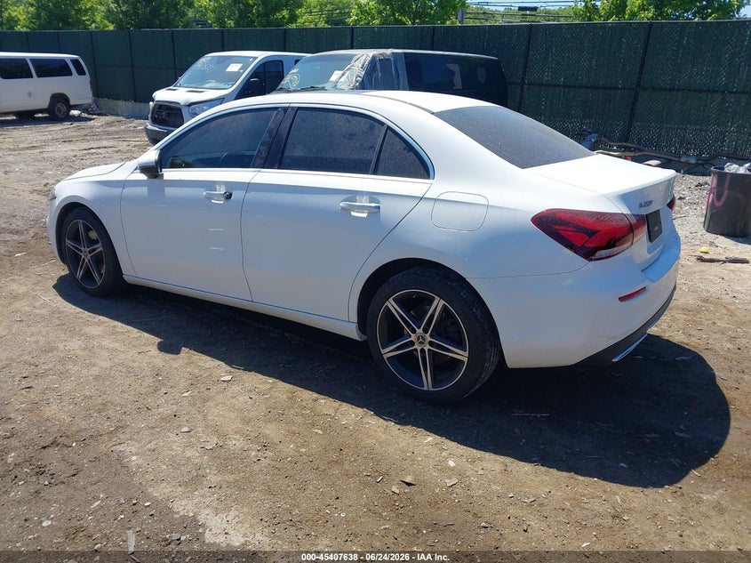 2021 Mercedes-benz A-klasse VIN W1K3G4FB9MJ300585 IAAI salvage auction — FRONT END, Salvage Title, sold $6,900 on 2026-07-14 (photo 3)