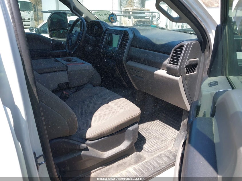 2021 Ford F550 VIN 1FD0W5GN7MED99295 IAAI salvage auction — SIDE, Clear (California), sold $7,650 on 2026-07-28 (photo 7)