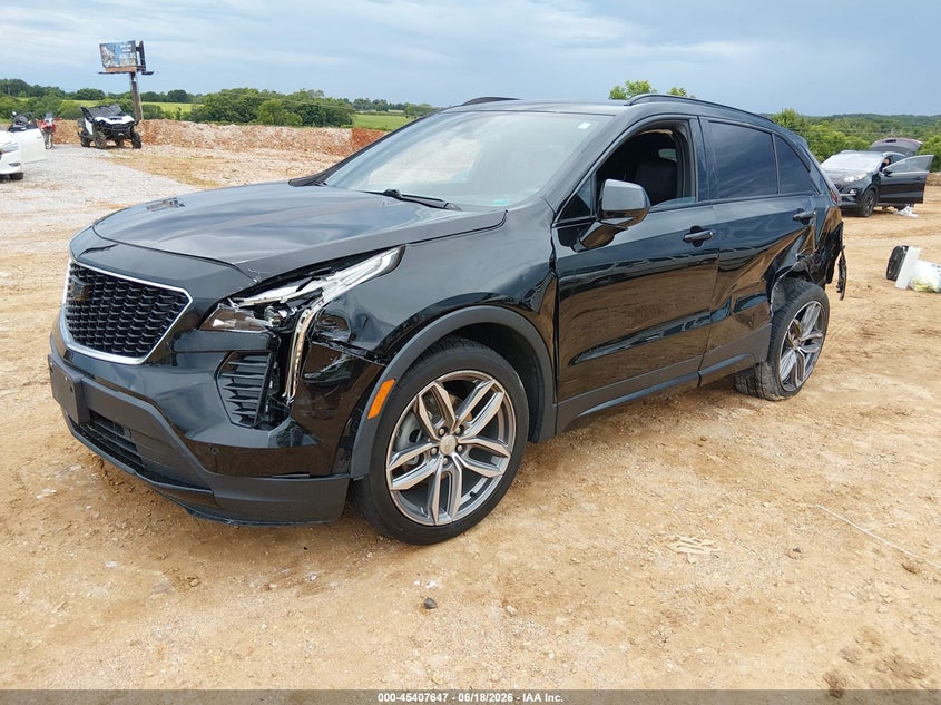 2020 Cadillac Xt4 VIN 1GYFZER4XLF065145 IAAI salvage auction — LEFT SIDE, Salvage Title, sold $4,700 on 2026-09-08 (photo 2)