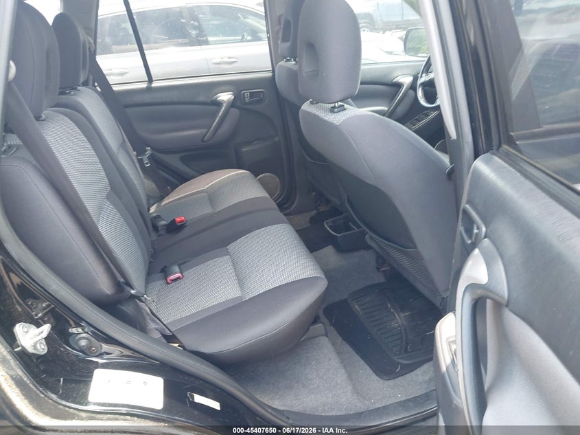 2004 Toyota Rav4 VIN JTEGD20V140024660 IAAI salvage auction — NORMAL WEAR, Clear (North Carolina), sold $1,100 on 2026-07-29 (photo 8)
