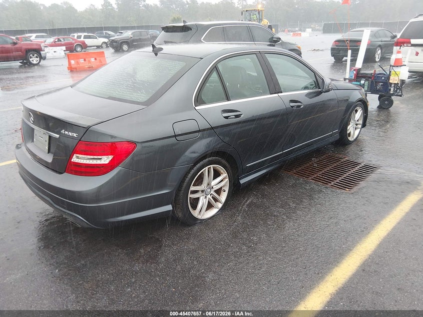 2013 Mercedes-benz C-klasse VIN WDDGF8AB3DR264316 IAAI salvage auction — FRONT END, Clear (South Carolina), sold $1,050 on 2026-07-29 (photo 4)