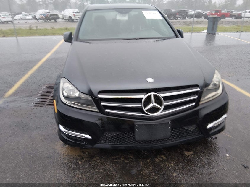 2013 Mercedes-benz C-klasse VIN WDDGF8AB3DR264316 IAAI salvage auction — FRONT END, Clear (South Carolina), sold $1,050 on 2026-07-29 (photo 6)