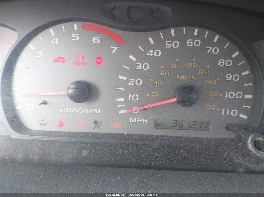 2002 Toyota Sequoia VIN 5TDZT34A12S109036 IAAI salvage auction — NORMAL WEAR, Original (Texas), sold $525 on 2026-07-06 (photo 7)