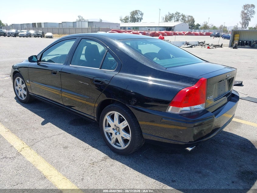 2006 Volvo S60 VIN YV1RS592862543431 IAAI salvage auction — RIGHT SIDE, Salvage (California), sold $450 on 2026-07-31 (photo 3)