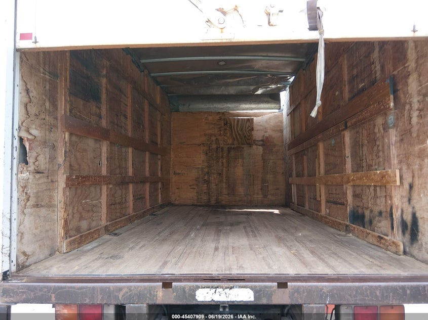 2006 Mitsubishi fuso truck Fe VIN JL6BBG1S76K001761 IAAI salvage auction — ROOF, Salvage (Texas), sold $1,700 on 2026-07-16 (photo 6)