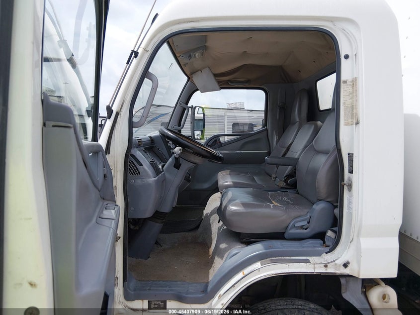 2006 Mitsubishi fuso truck Fe VIN JL6BBG1S76K001761 IAAI salvage auction — ROOF, Salvage (Texas), sold $1,700 on 2026-07-16 (photo 7)