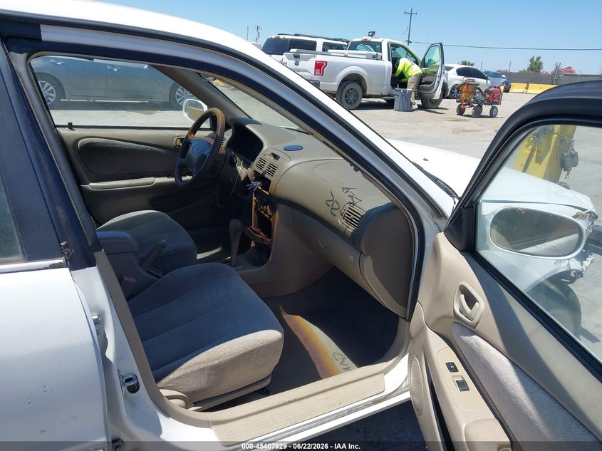 2001 Toyota Corolla VIN 1NXBR12E21Z520669 IAAI salvage auction — NORMAL WEAR, Salvage (California), sold $300 on 2026-07-09 (photo 5)