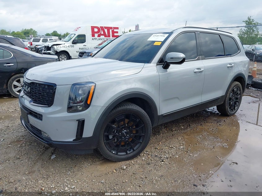2022 Kia Telluride VIN 5XYP5DHC6NG281888 IAAI salvage auction — RIGHT SIDE, Salvage (Ohio), sold $7,900 on 2026-07-23 (photo 2)