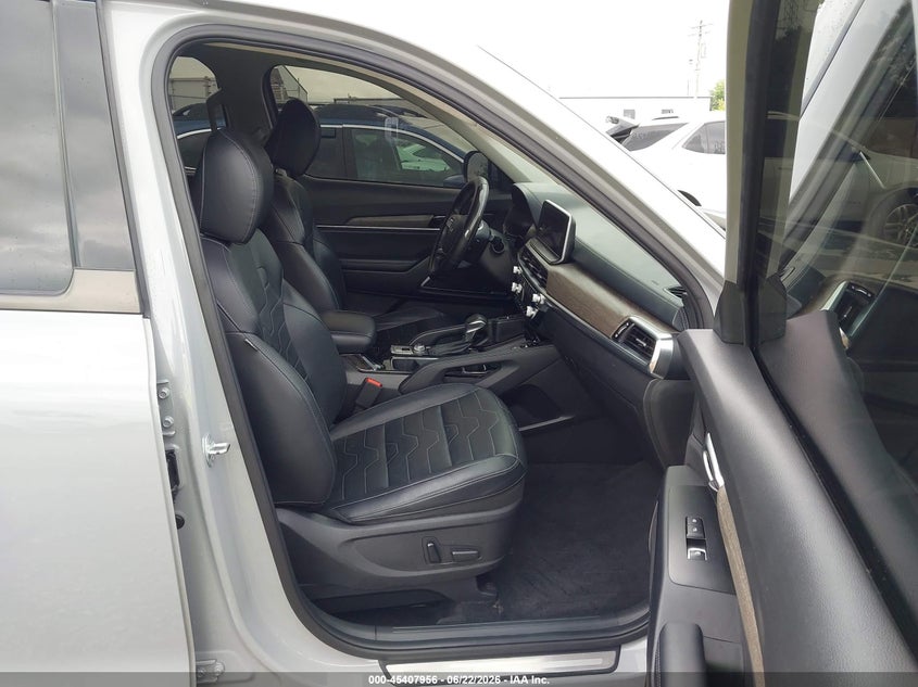 2022 Kia Telluride VIN 5XYP5DHC6NG281888 IAAI salvage auction — RIGHT SIDE, Salvage (Ohio), sold $7,900 on 2026-07-23 (photo 5)
