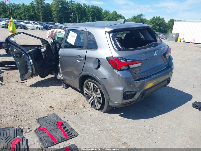 2020 Mitsubishi Outlander VIN JA4AP3AU8LU021673 IAAI salvage auction — FRONT & REAR, Salvage (Massachusetts), sold $25 on 2026-07-31 (photo 3)