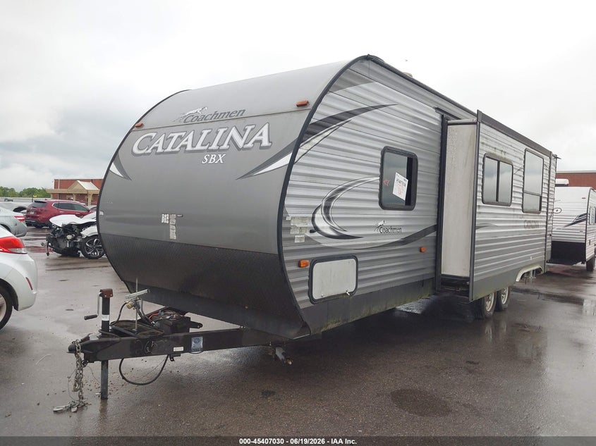 2017 Catalina 291qbs VIN 5ZT2CAUB7HA026522 IAAI salvage auction — HAIL, Original (Texas), sold $525 on 2026-07-29 (photo 2)