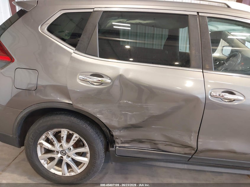 2017 Nissan Rogue VIN KNMAT2MV1HP583730 IAAI salvage auction — RIGHT SIDE, Salvage (Utah), sold $525 on 2026-07-29 (photo 6)