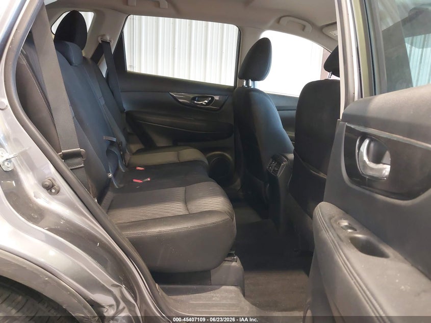 2017 Nissan Rogue VIN KNMAT2MV1HP583730 IAAI salvage auction — RIGHT SIDE, Salvage (Utah), sold $525 on 2026-07-29 (photo 8)