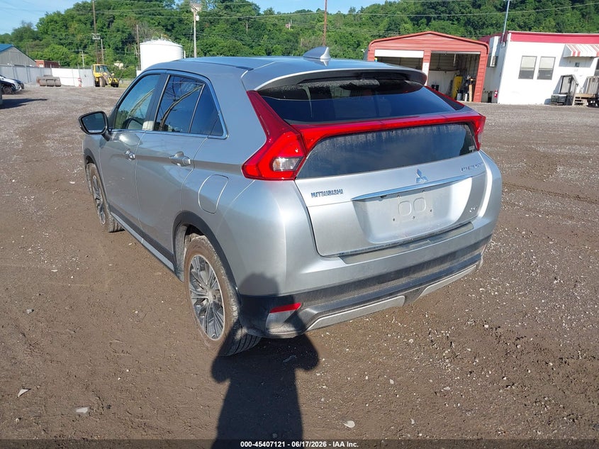 2018 Mitsubishi Eclipse cross VIN JA4AT5AA5JZ040971 IAAI salvage auction — RIGHT FRONT, Salvage Title, sold $2,350 on 2026-07-19 (photo 3)