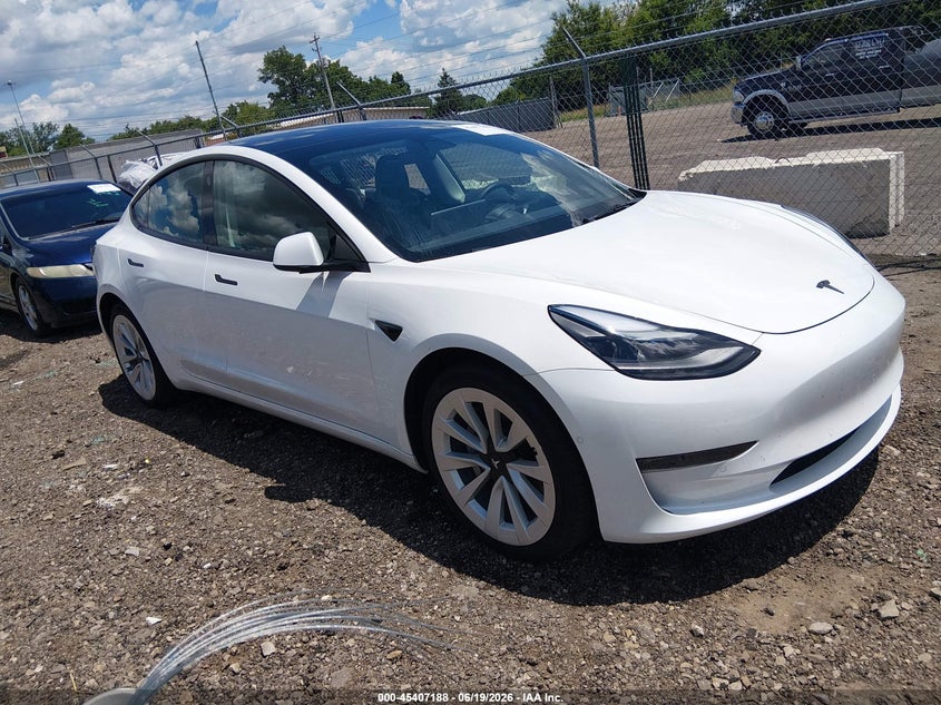 2022 Tesla Model 3 VIN 5YJ3E1EB3NF209529 IAAI salvage auction — LEFT SIDE, Salvage Title, sold $9,650 on 2026-07-29 (photo 1)